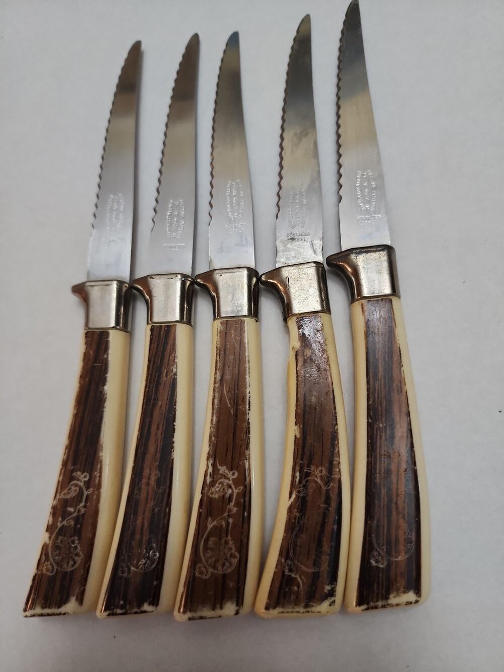 Five Piece Vintage Lifetime Cutlery Steak Knife Set Fleur D'Or~Sheffield England